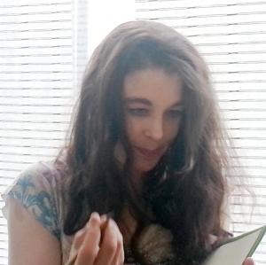 Silke Scheuermann beim Signieren