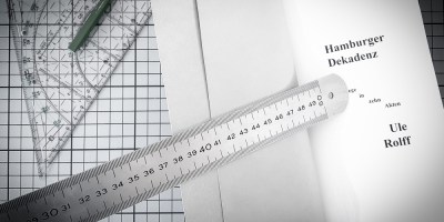 Buchblock mit Werkzeug